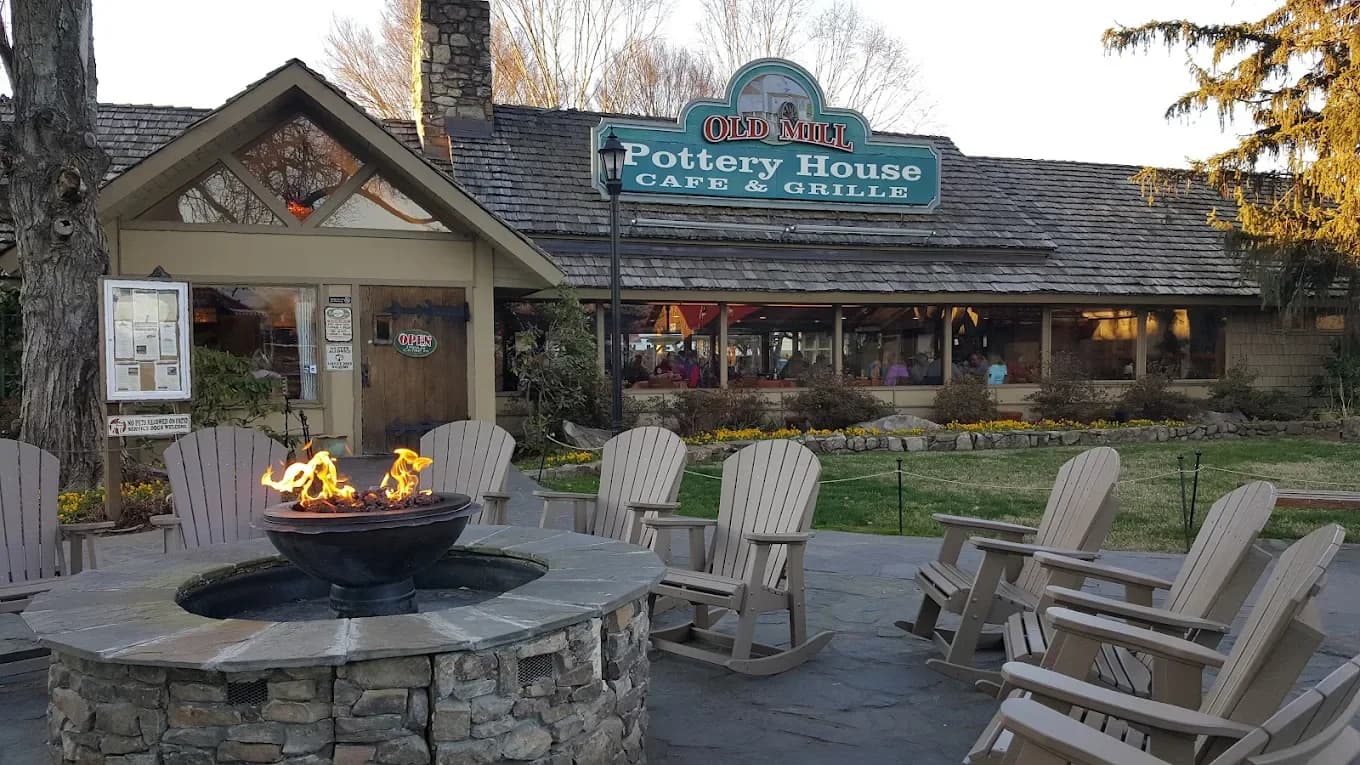 Pottery House Café