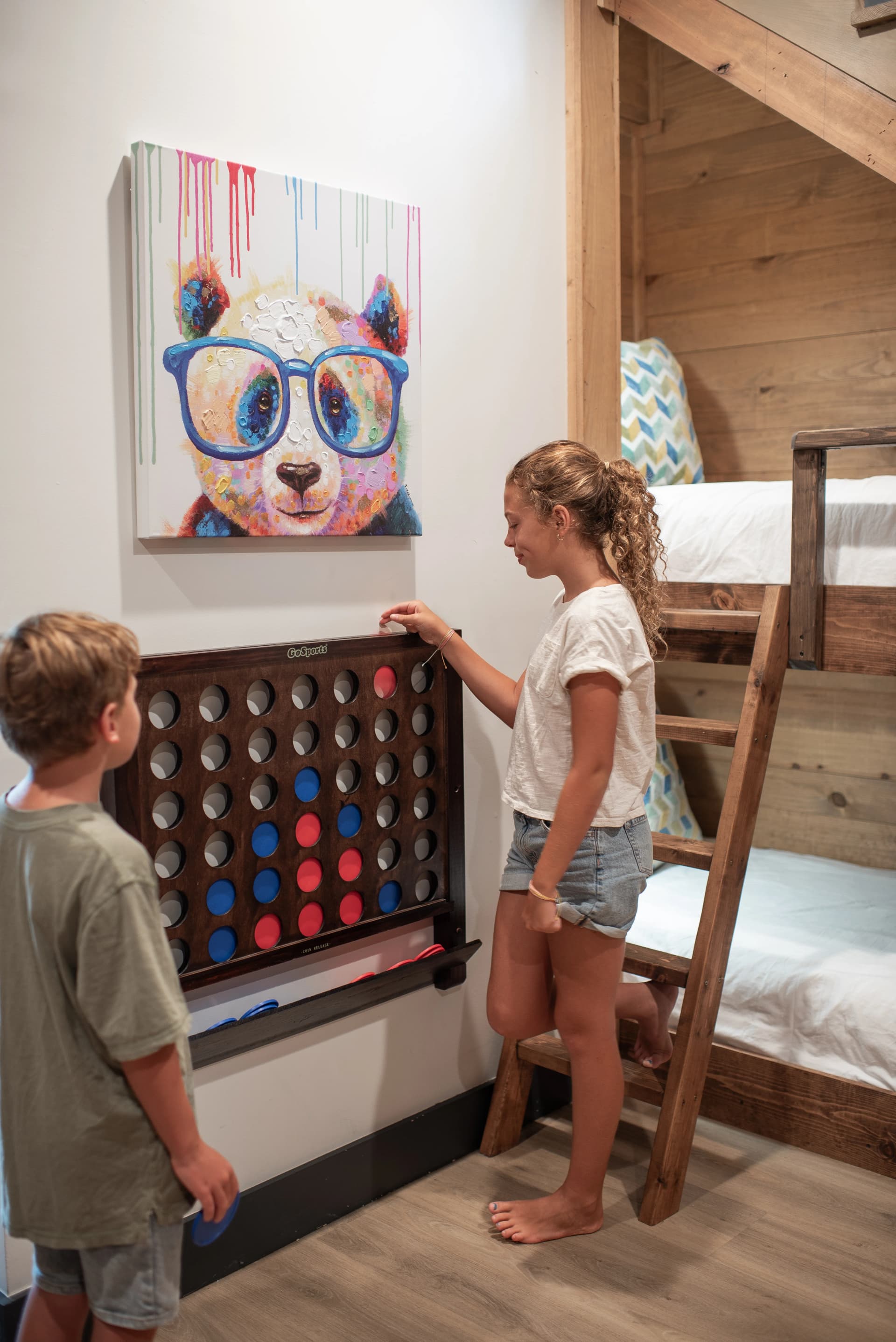 Family Friendly Cabin Bunk Room Pigeon Forge